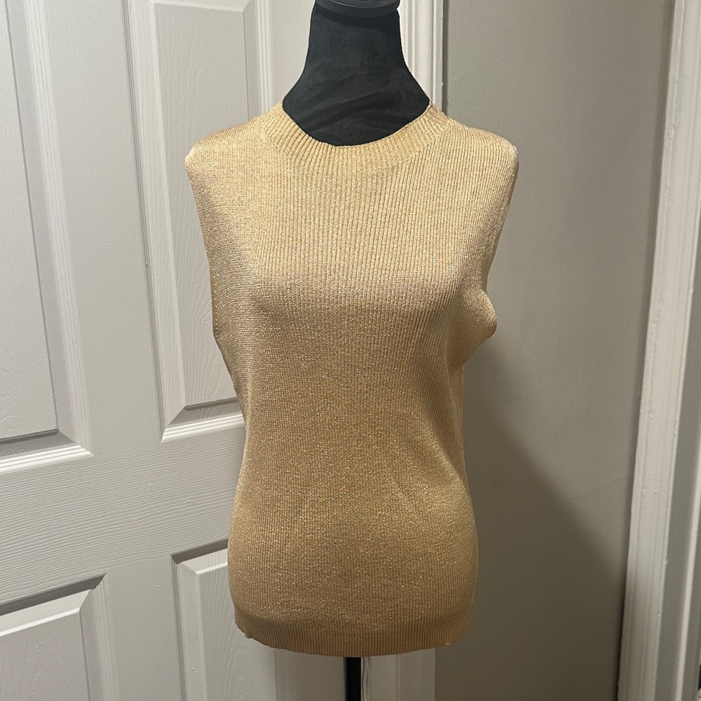 ☀️Gold Sleeveless Knit Top☀️